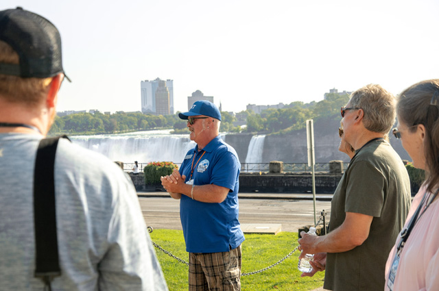 tips from a Niagara Falls tour guide